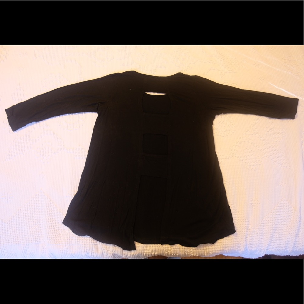 3/4 sleeve shirt